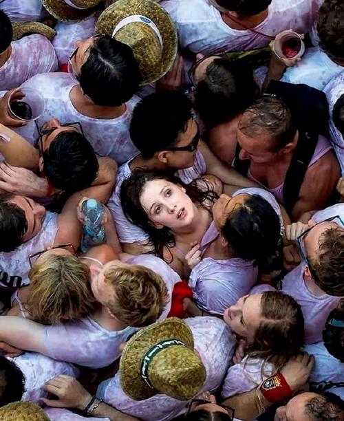 高清呈现隐秘视角:令人震撼的亲密互动实录