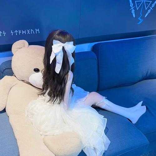 2025年最火的呆萌小孩背影头像生成全攻略
