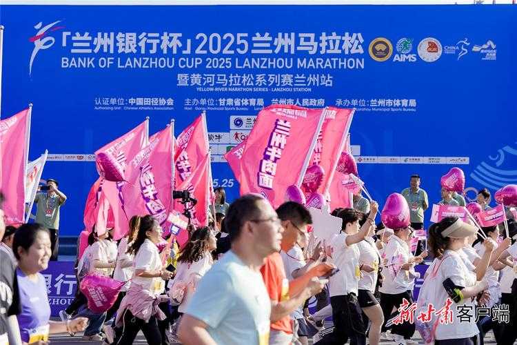 2025年校园MMORPG 逐梦青春 深度体验报告